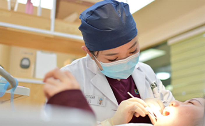 Doctor examining patient.